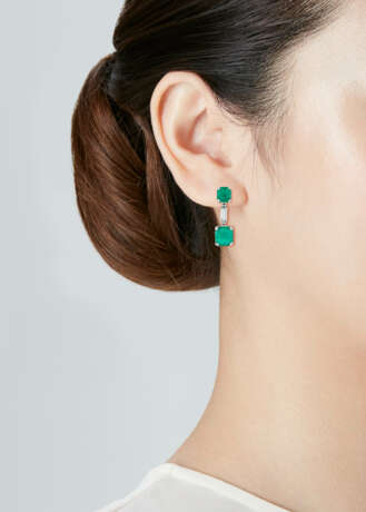 NO RESERVE | EMERALD AND DIAMOND EARRINGS - Foto 3