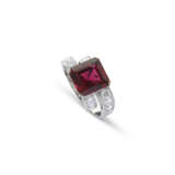 SPINEL AND DIAMOND RING - photo 3