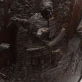 BRONZEVASE, reliefierte ziselierte Bronze, China um 1900 - photo 10