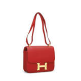 A ROUGE CASAQUE EPSOM LEATHER CONSTANCE 24 WITH GOLD HARDWARE - Foto 3