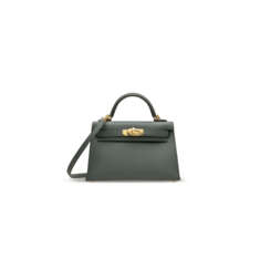 A VERT AMANDE EPSOM LEATHER MINI KELLY 20 II WITH GOLD HARDWARE