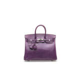 A SHINY VIOLET NILOTICUS LIZARD BIRKIN 25 WITH PALLADIUM HARDWARE - фото 1