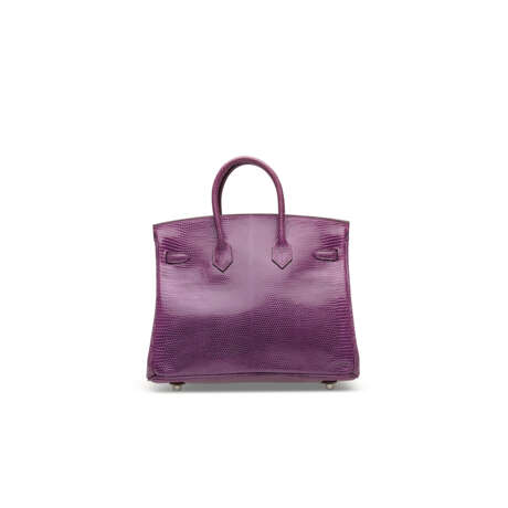 A SHINY VIOLET NILOTICUS LIZARD BIRKIN 25 WITH PALLADIUM HARDWARE - Foto 3