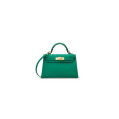 A VERT JADE EPSOM LEATHER MINI KELLY 20 II WITH GOLD HARDWARE