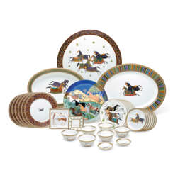 A SET OF THIRTY THREE PORCELAIN: CHEVAL D&#39;ORIENT TABLEWARE