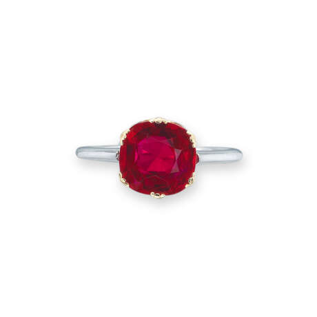 AN IMPORTANT RUBY RING - Foto 1