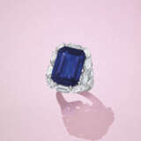 SAPPHIRE AND DIAMOND RING, MOUNTED BY FORMS - Foto 2