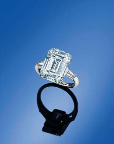 A SUPERB DIAMOND RING - photo 2