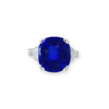 AN IMPORTANT SAPPHIRE AND DIAMOND RING - photo 1