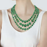 TWO EMERALD BEAD AND DIAMOND NECKLACES - фото 2