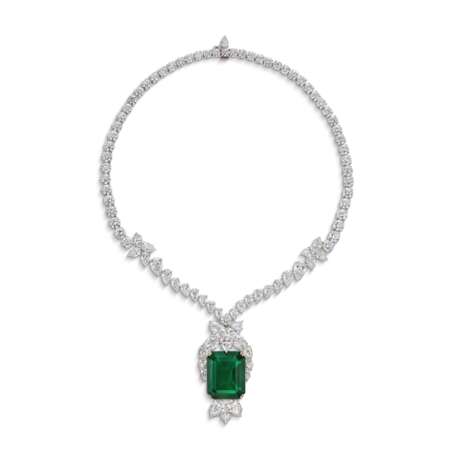 EMERALD AND DIAMOND NECKLACE, ATTRIBUTED TO HARRY WINSTON - Foto 3