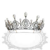 EXCEPTIONAL 19TH CENTURY NATURAL PEARL AND DIAMOND TIARA - photo 1