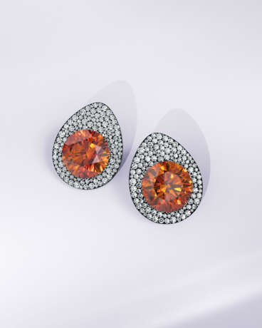 JAR SPHALERITE AND DIAMOND `HARD-BOILED EGG` EARRINGS - Foto 1