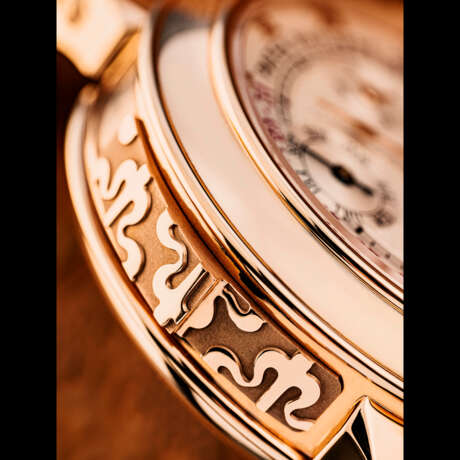 PATEK PHILIPPE. A MAGNIFICENT, EXTREMELY RARE AND HIGHLY COMPLICATED 18K PINK GOLD DOUBLE-DIAL WRISTWATCH WITH TWELVE COMPLICATIONS INCLUDING "CATHEDRAL" MINUTE REPEATING, TOURBILLON, PERPETUAL CALENDAR WITH RETROGRADE DATE, MOON AGE AND ANGULAR - photo 4