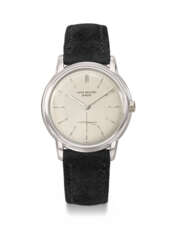 PATEK PHILIPPE. AN EXTREMELY RARE AND ELEGANT PLATINUM AUTOMATIC WRISTWATCH