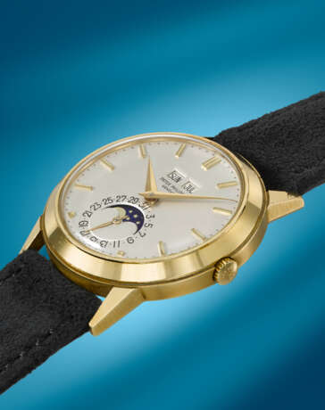 PATEK PHILIPPE. A RARE AND FRESH TO THE MARKET 18K GOLD AUTOMATIC PERPETUAL CALENDAR WRISTWATCH WITH MOON PHASES - фото 2