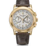 PATEK PHILIPPE. A LARGE AND RARE 18K PINK GOLD CHRONOGRAPH WRISTWATCH - Foto 1