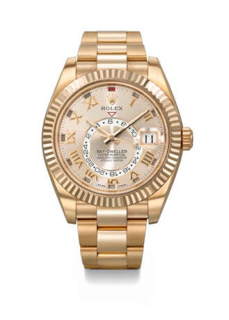 ROLEX. AN ATTRACTIVE 18K PINK GOLD AUTOMATIC ANNUAL CALENDAR WRISTWATCH WITH DUAL TIME, SWEEP CENTRE SECONDS AND BRACELET - фото 1