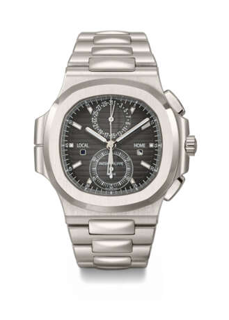 PATEK PHILIPPE. A LARGE AND ATTRACTIVE STAINLESS STEEL AUTOMATIC FLYBACK CHRONOGRAPH DUAL TIME WRISTWATCH WITH DAY/NIGHT INDICATOR, DATE, BRACELET, CERTIFICATE OF ORIGIN AND BOX - фото 1