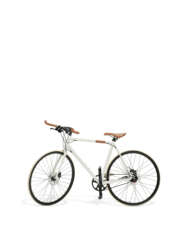 A FLAN&#202;UR LE SPORT BICYCLE
VELO LE FLAN&#202;UR