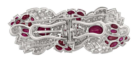 ART DECO RUBY AND DIAMOND DOUBLE-CLIP BROOCH - photo 3