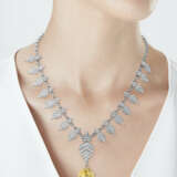 COLORED SAPPHIRE AND DIAMOND NECKLACE - фото 2