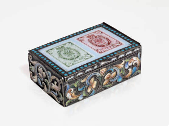A Silver-Gilt and Cloisonné Enamel Stamp Box - Foto 1