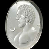 A ROMAN ROCK CRYSTAL RINGSTONE WITH A MALE PORTRAIT BUST - photo 1