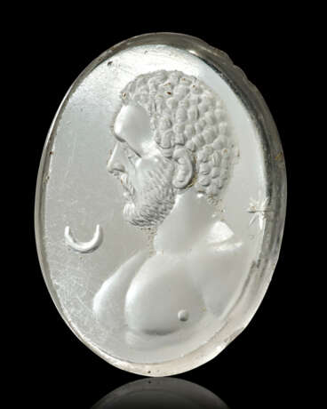 A ROMAN ROCK CRYSTAL RINGSTONE WITH A MALE PORTRAIT BUST - photo 1