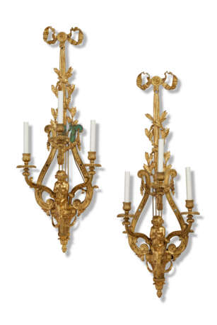 A PAIR OF FRENCH ORMOLU THREE-LIGHT WALL APPLIQUES - photo 1