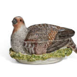 A MEISSEN PORCELAIN PARTRIDGE TUREEN AND COVER - фото 1