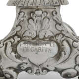 A PAIR OF ITALIAN SILVER ALTAR CANDLESTICKS - Foto 4