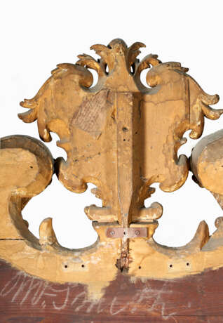 A GEORGE II GILTWOOD AND GILT-GESSO PIER MIRROR - photo 3