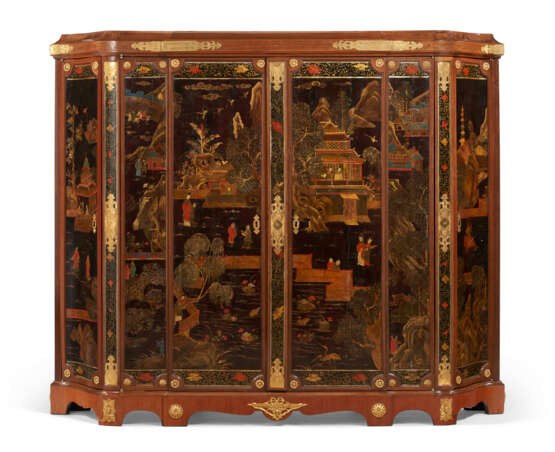 A LOUIS XV ORMOLU-MOUNTED AMARANTH AND CHINESE LACQUER ARMOIRE - photo 1