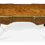 A FRENCH ORMOLU-MOUNTED KINGWOOD, TULIPWOOD AND FLORAL MARQUETRY CENTER TABLE - photo 2