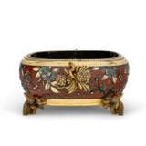 A FINE FRENCH 'JAPONISME' GILT, SILVERED, AND PATINATED BRONZE JARDINIERE - фото 5