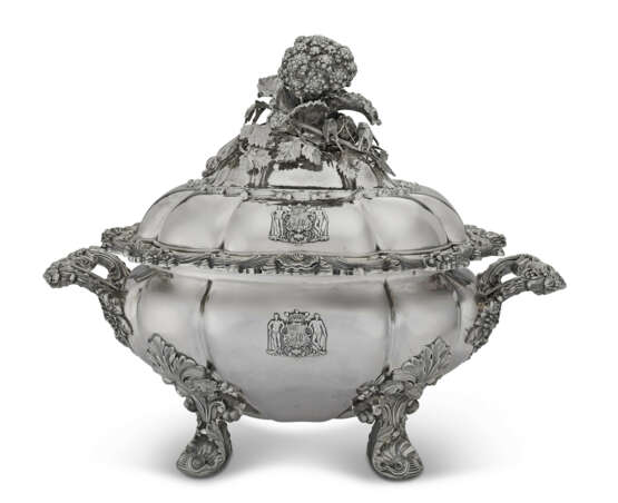 A FRENCH SILVER MASSIVE TWO-HANDLED SOUP TUREEN, LINER, AND COVER - photo 1