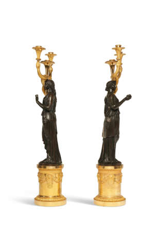 A PAIR OF CONSULAT ORMOLU AND PATINATED BRONZE THREE-LIGHT CANDELABRA - фото 4