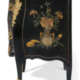 A PAIR OF FRENCH ORMOLU-MOUNTED LACQUER COMMODES - photo 2