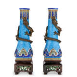 A PAIR OF MINTONS PORCELAIN TURQUOISE-GROUND 'DRAGON' VASES ON STANDS - photo 2