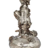 A FRENCH ART NOUVEAU ELECTROPLATED VASE - Foto 3