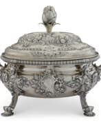 Уильям Криппс. A GEORGE II SILVER TWO-HANDLED SOUP TUREEN AND COVER