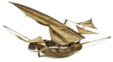 A model of the Portuguese fishing boat muleta. Модель португальской рыбацкой лодки мулеты.