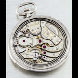 PATEK PHILIPPE. AN IMPORTANT PLATINUM MINUTE REPEATING KEYLESS LEVER WATCH WITH BREGUET NUMERALS - photo 5
