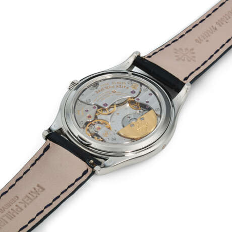 PATEK PHILIPPE. A PLATINUM AUTOMATIC PERPETUAL CALENDAR WRISTWATCH WITH MOON PHASES, 24 HOUR AND LEAP YEAR INDICATION - фото 3