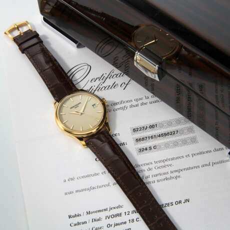 PATEK PHILIPPE. AN 18K GOLD AUTOMATIC WRISTWATCH WITH SWEEP CENTRE SECONDS AND DATE - фото 4