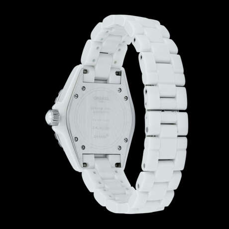CHANEL. A WHITE CERAMIC AND DIAMOND-SET AUTOMATIC WRISTWATCH WITH SWEEP CENTRE SECONDS, DATE AND BRACELET - photo 2