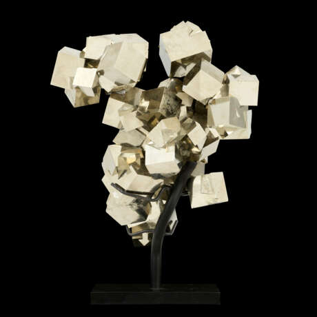 A PYRITE CLUSTER - фото 1