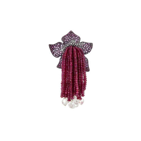JAR THREE DIAMOND, RUBY AND COLORED SAPPHIRE `FLEUR-POMPONS` BROOCHES - photo 3
