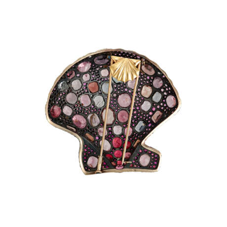 JAR SPINEL AND RUBY SHELL BROOCH - photo 5